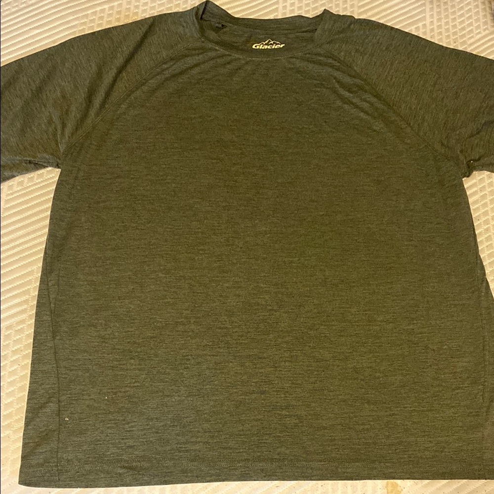Green Short Sleeve Crew Neck